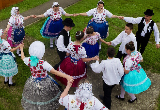 O slovenskej ľudovej hudbe v Maďarsku